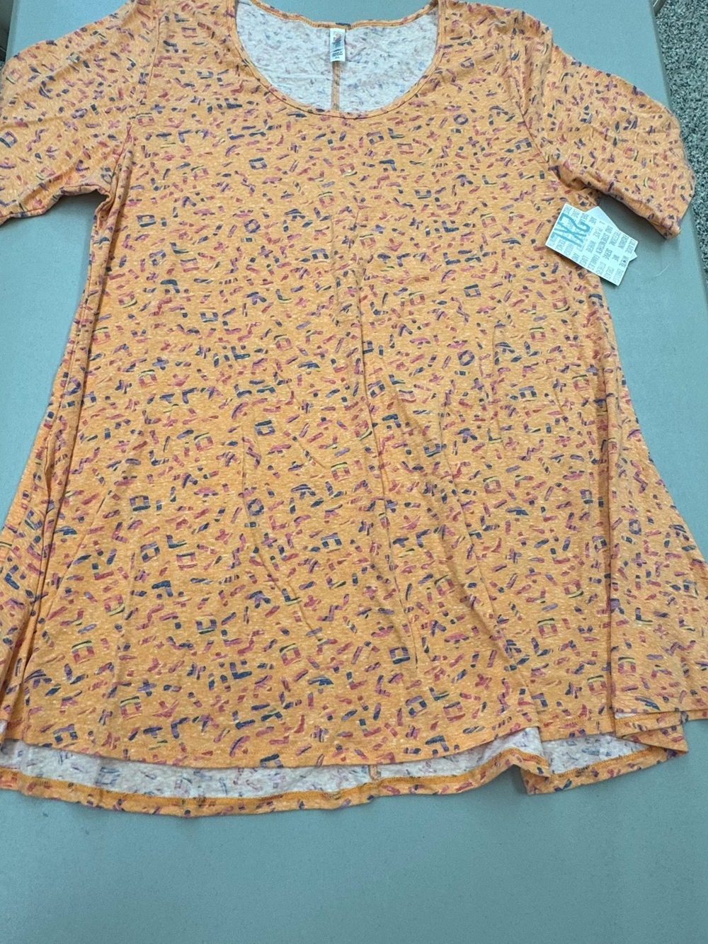 LuLaRoe Orange Short Sleeve Printed Perfect Tee Top shirt